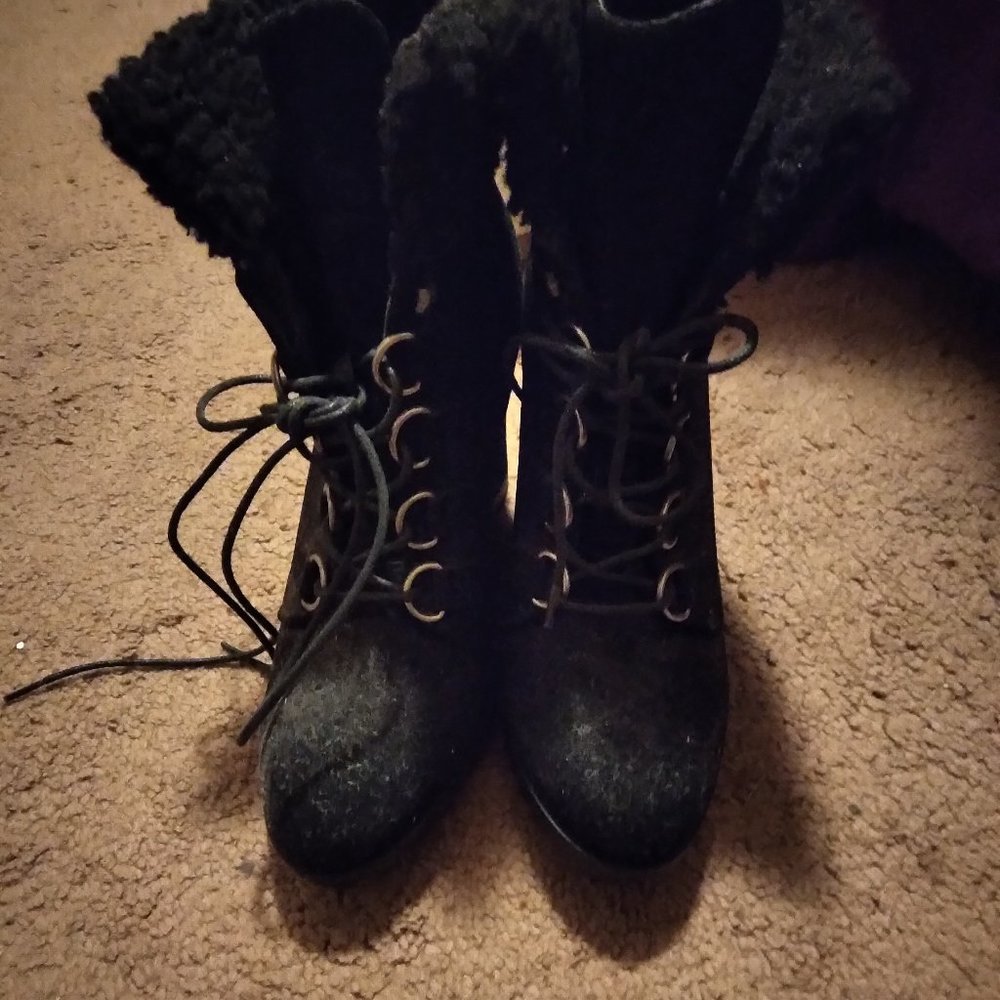 Black womens heeled boots
